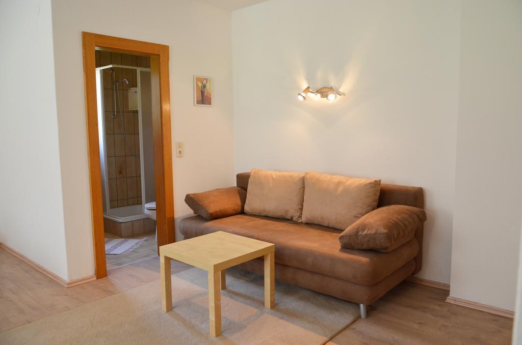 Landhaus Ahrn Leutasch Szoba fotó